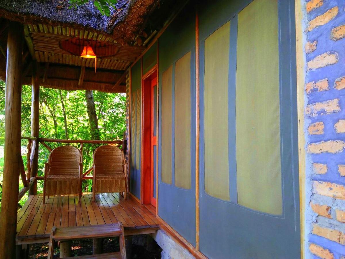 Irungu Forest Safari Lodge Katunguru Eksteriør billede