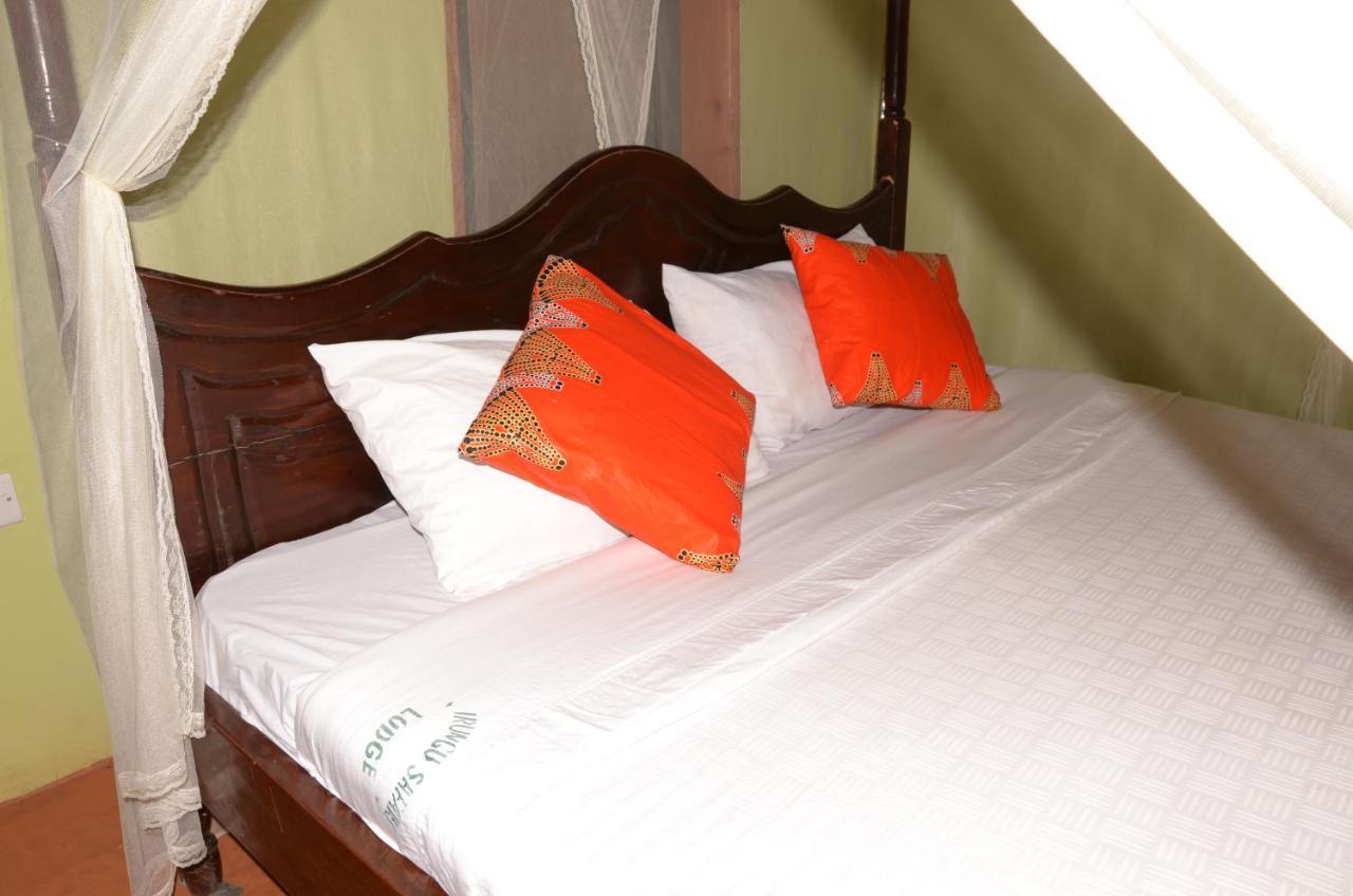 Irungu Forest Safari Lodge Katunguru Eksteriør billede